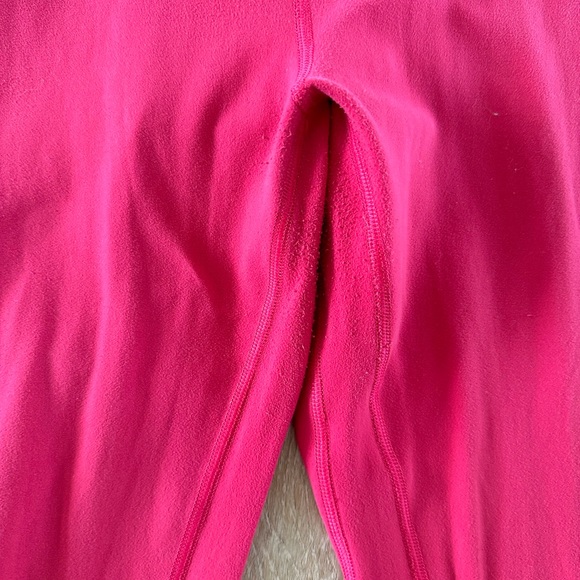LULULEMON Align high waisted legging 25” - Picture 5 of 10